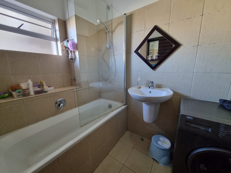 2 Bedroom Property for Sale in Townsend Estate Western Cape